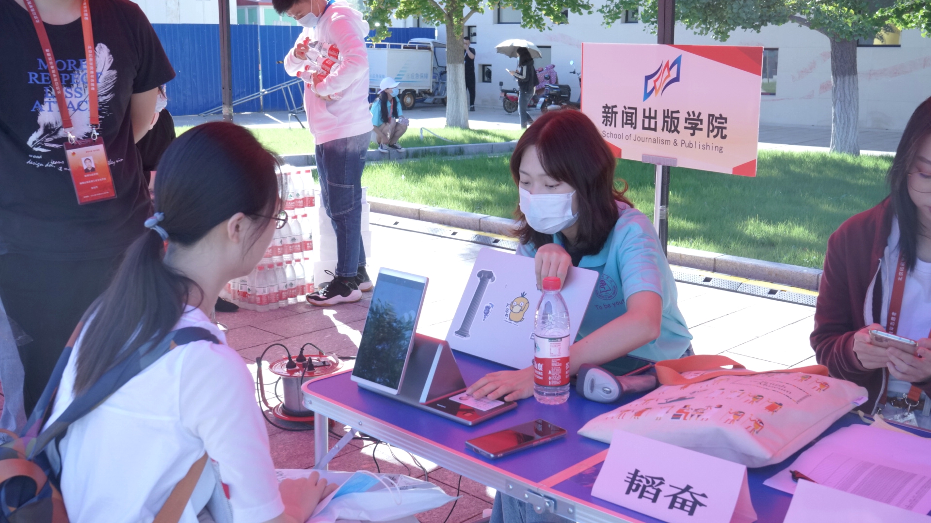 7d8c445aaed042e180fe32b93c9de760.jpg