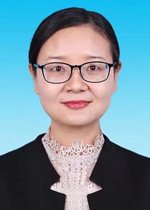 施亚梅标准照.jpg