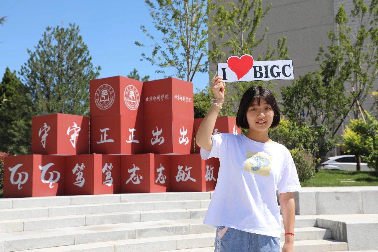e26c0fc156f945f59f05c92438074ce1.jpg