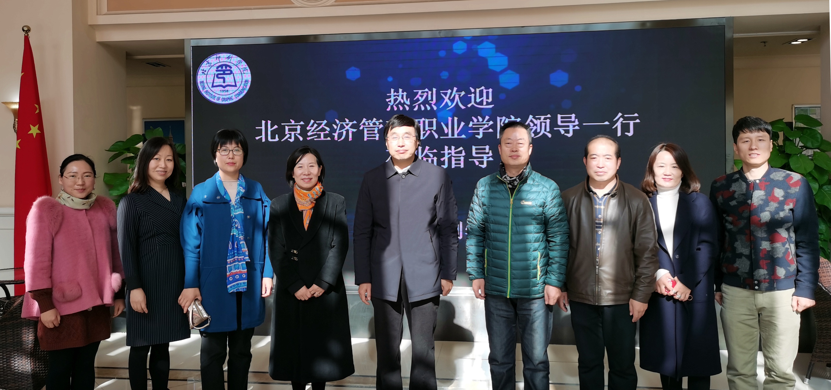 e4aaebe182104a94b2534ddcedeba891.jpg